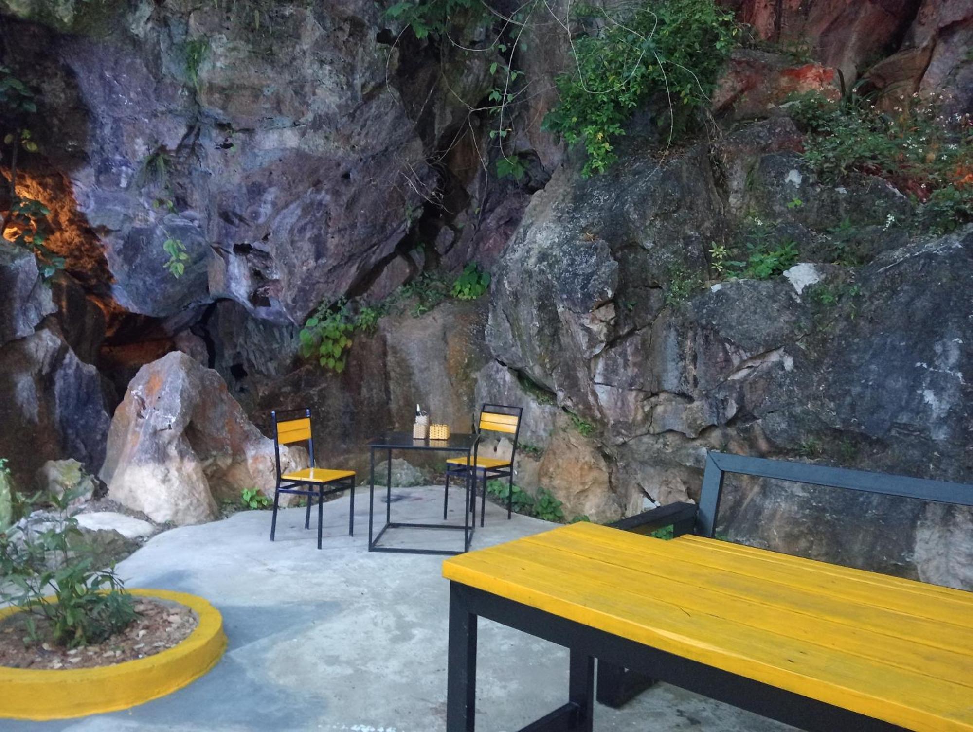 Song Toan Hotel Phong Nha Exteriör bild