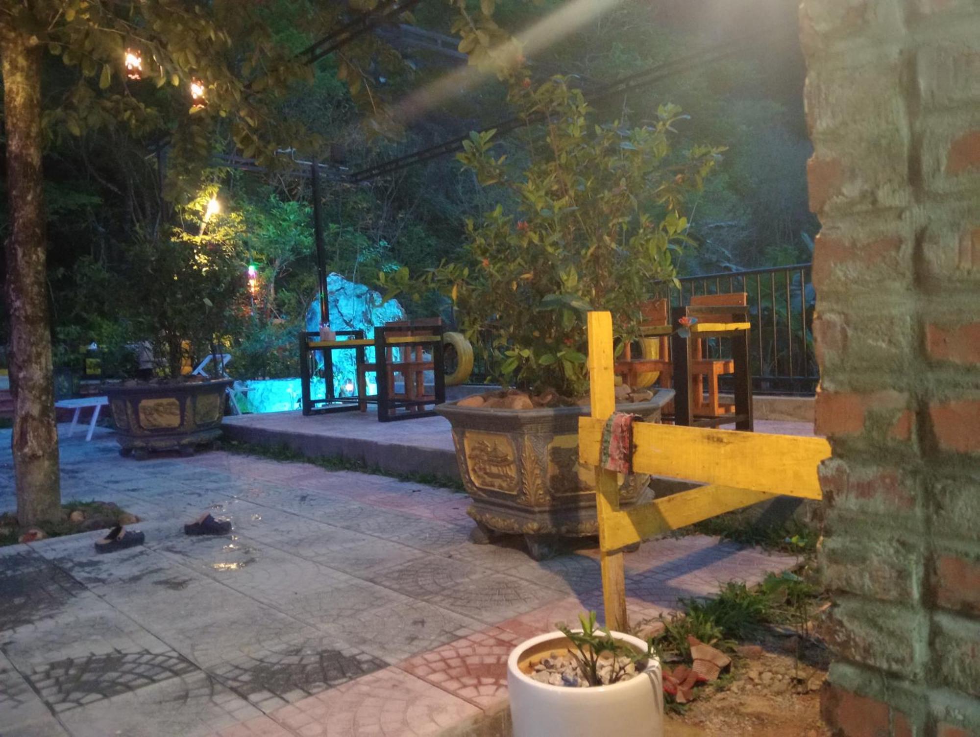 Song Toan Hotel Phong Nha Exteriör bild